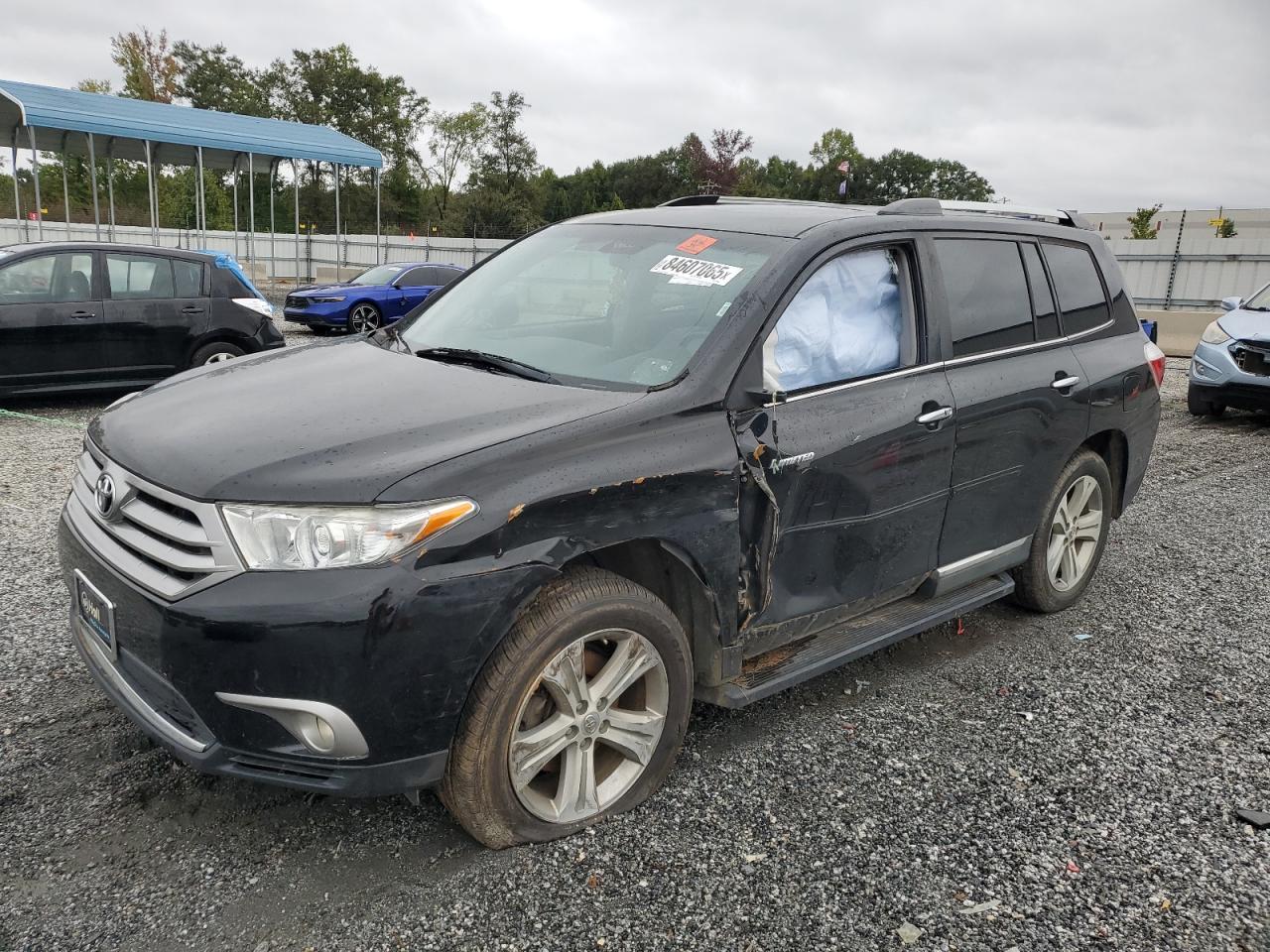 TOYOTA HIGHLANDER 2013