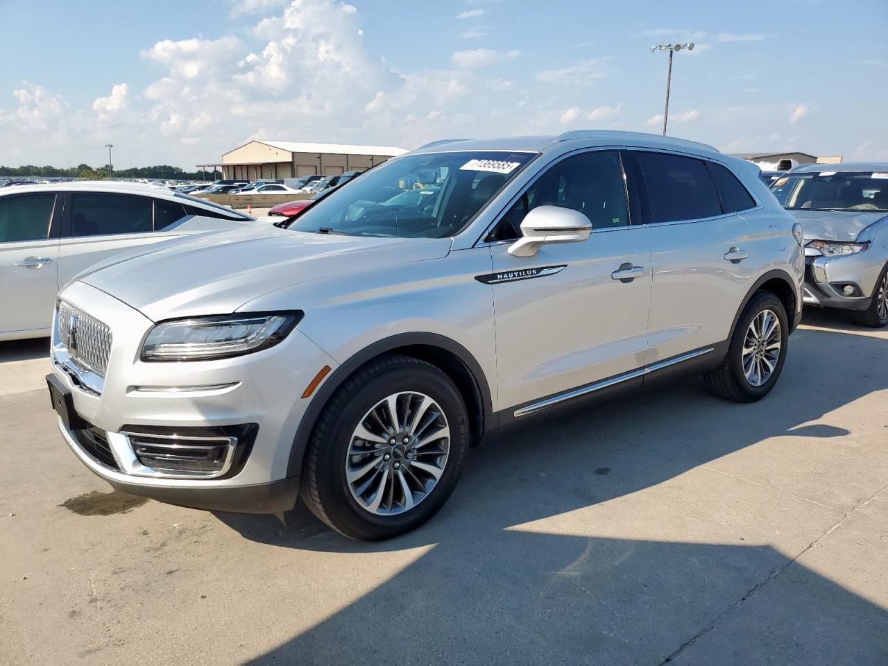 LINCOLN NAUTILUS S 2019