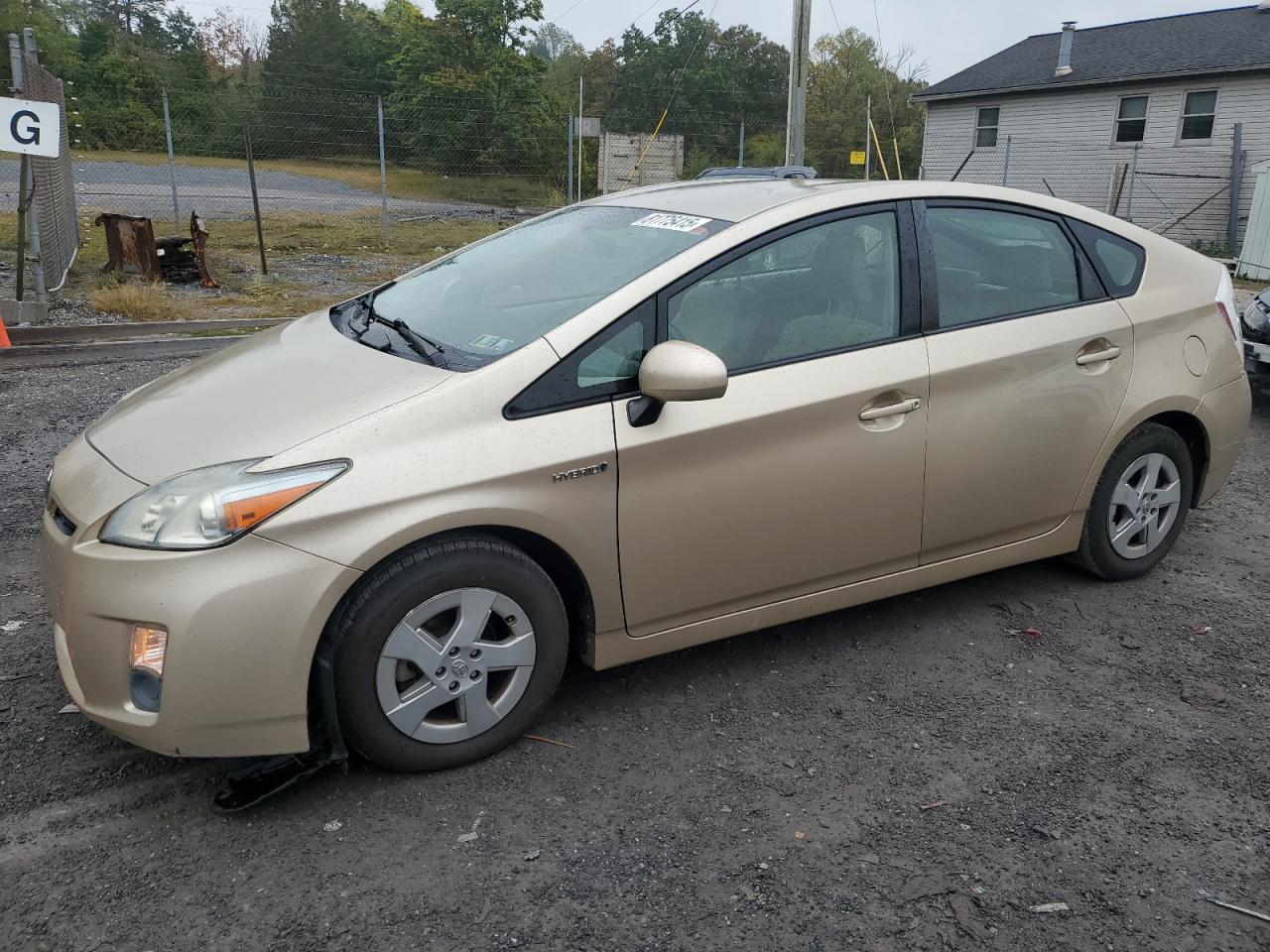 TOYOTA PRIUS 2010