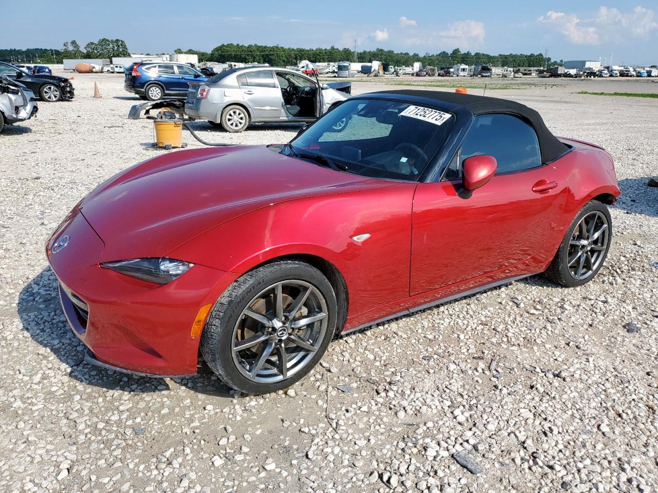 MAZDA MX-5 MIATA 2016