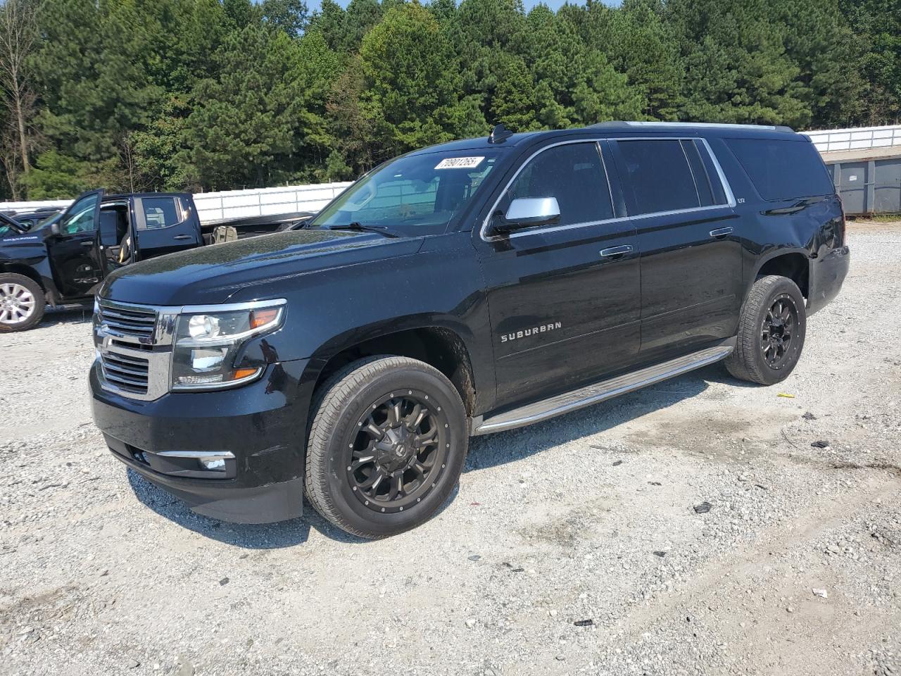 CHEVROLET SUBURBAN K 2016