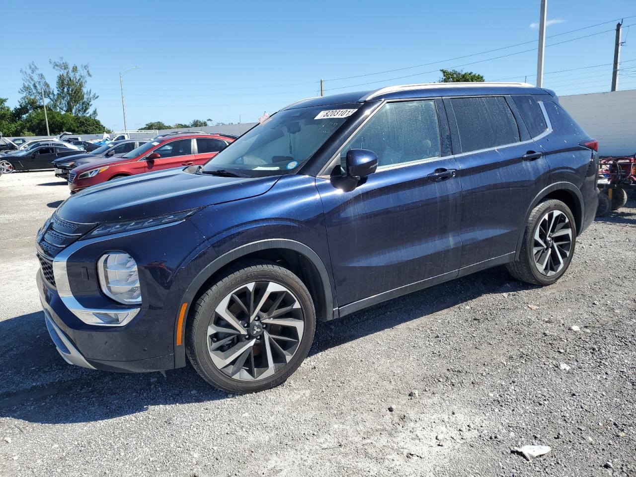 MITSUBISHI OUTLANDER 2022