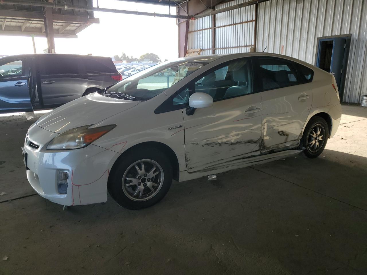 TOYOTA PRIUS 2011