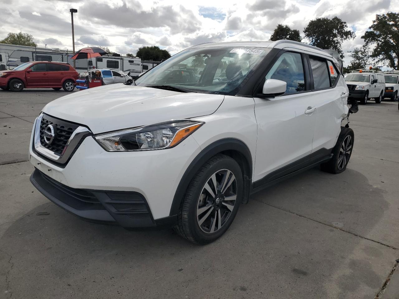 NISSAN KICKS S 2019