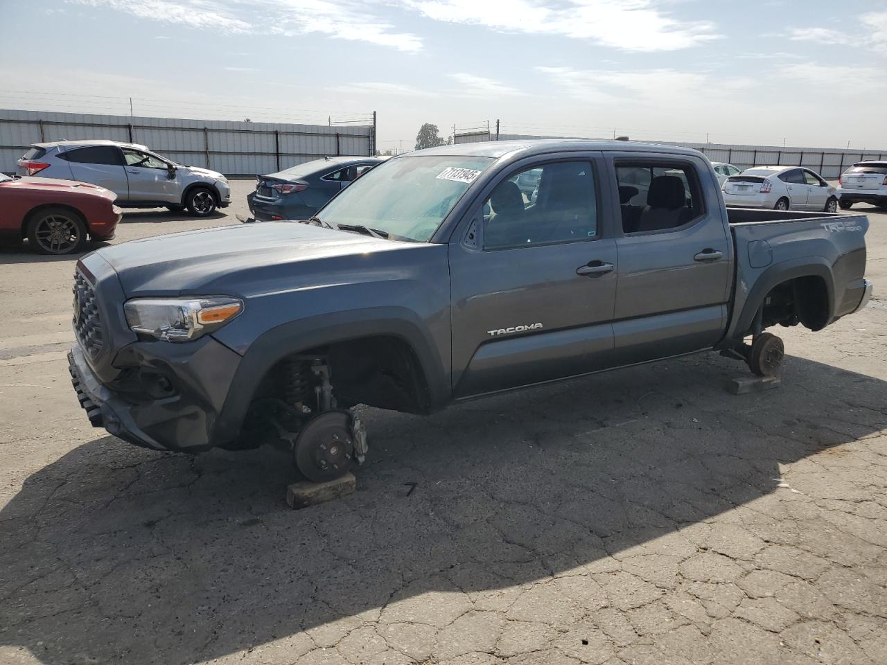 TOYOTA TACOMA DOU 2022