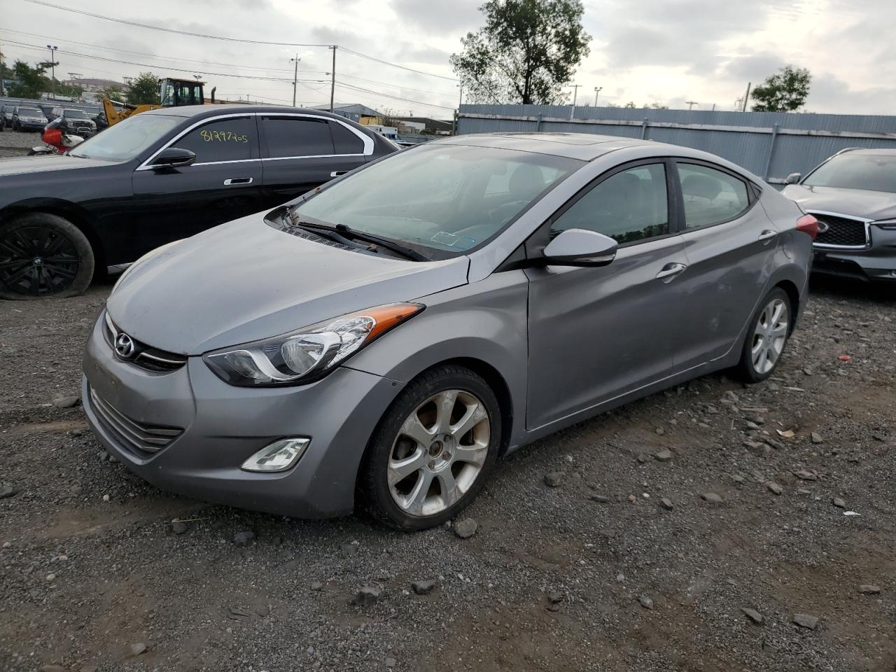 HYUNDAI ELANTRA GL 2013
