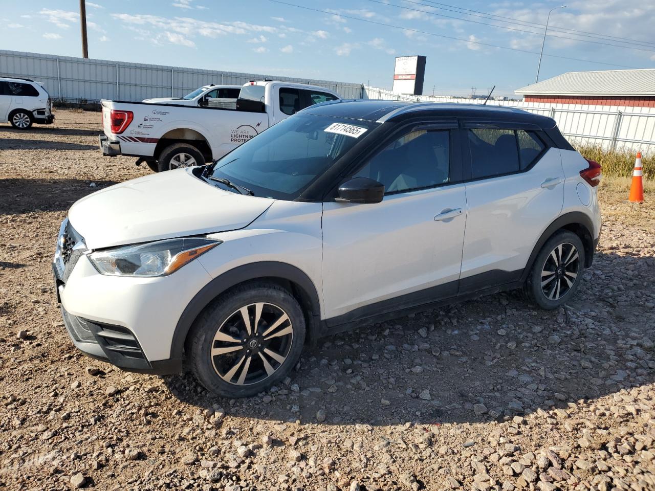 NISSAN KICKS 2020
