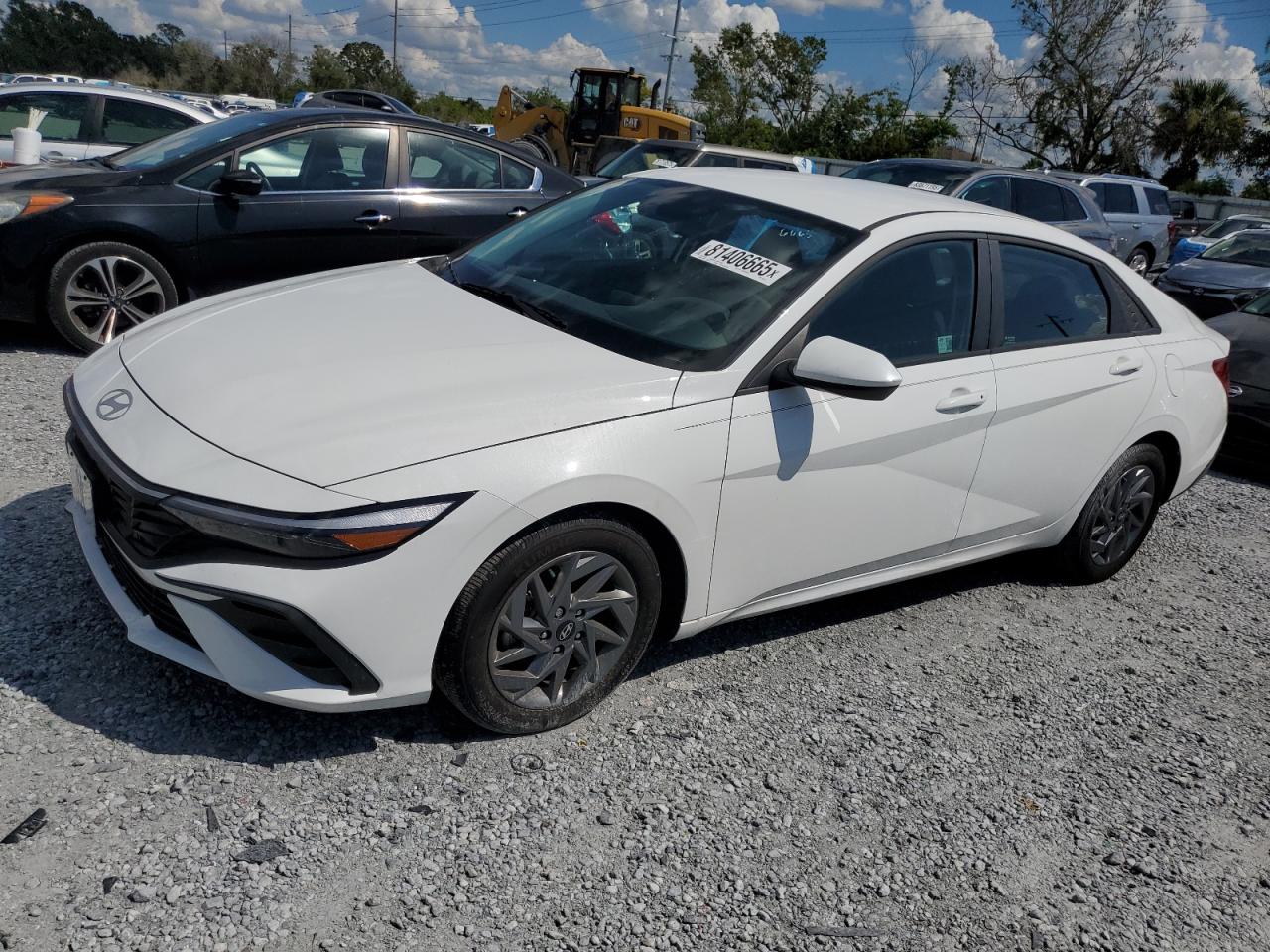 HYUNDAI ELANTRA SE 2024