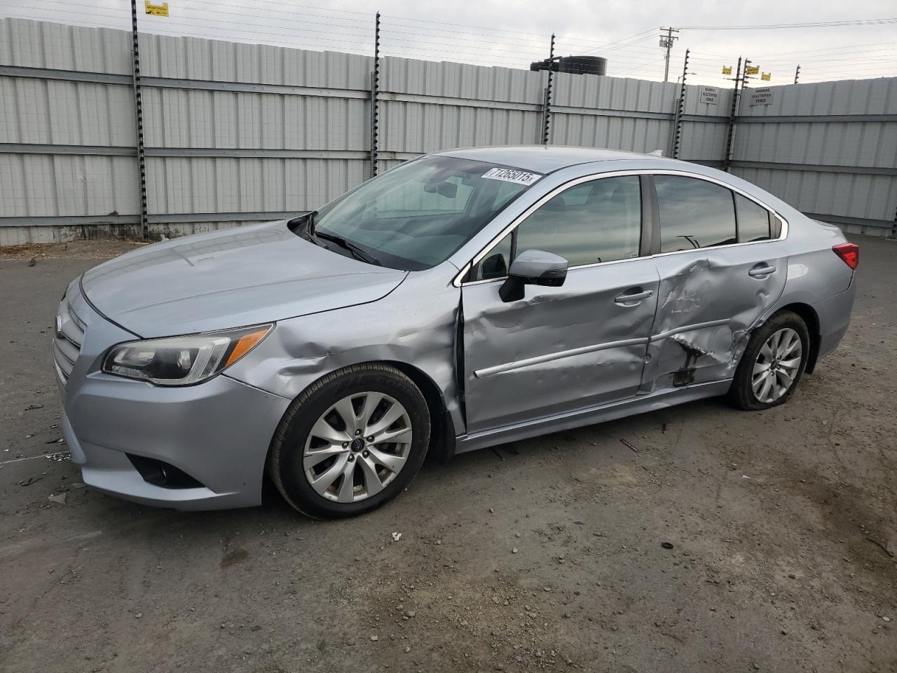 SUBARU LEGACY 2.5 2017