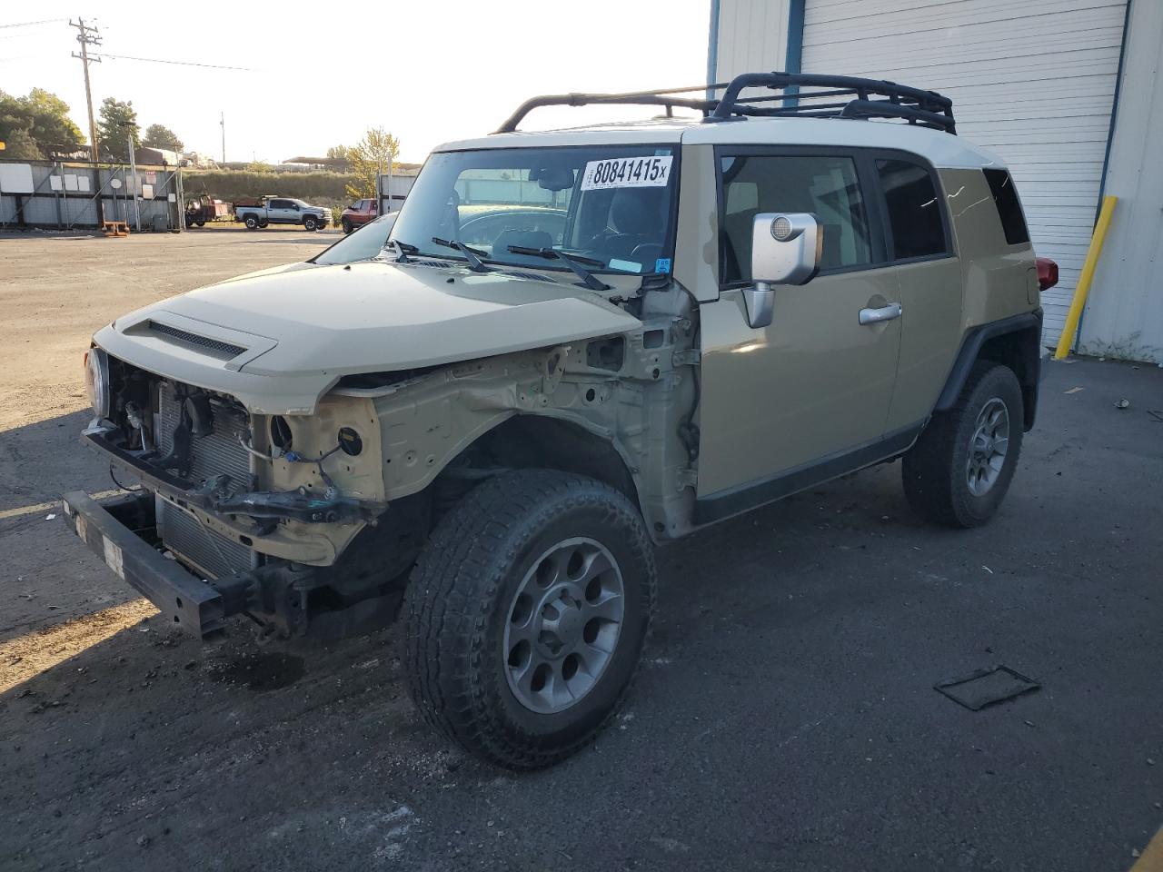TOYOTA FJ CRUISER 2012
