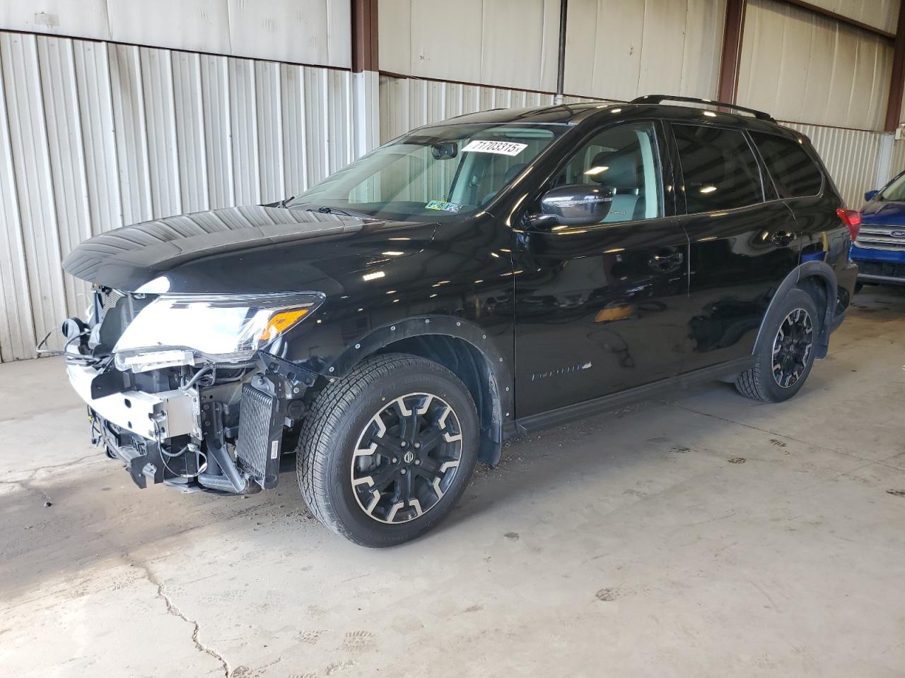NISSAN PATHFINDER 2019