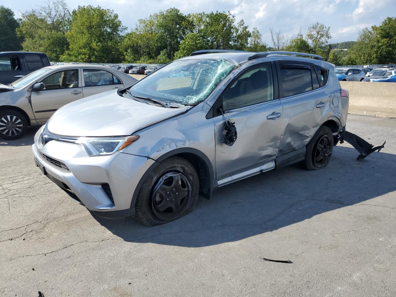 TOYOTA RAV4 LE 2018