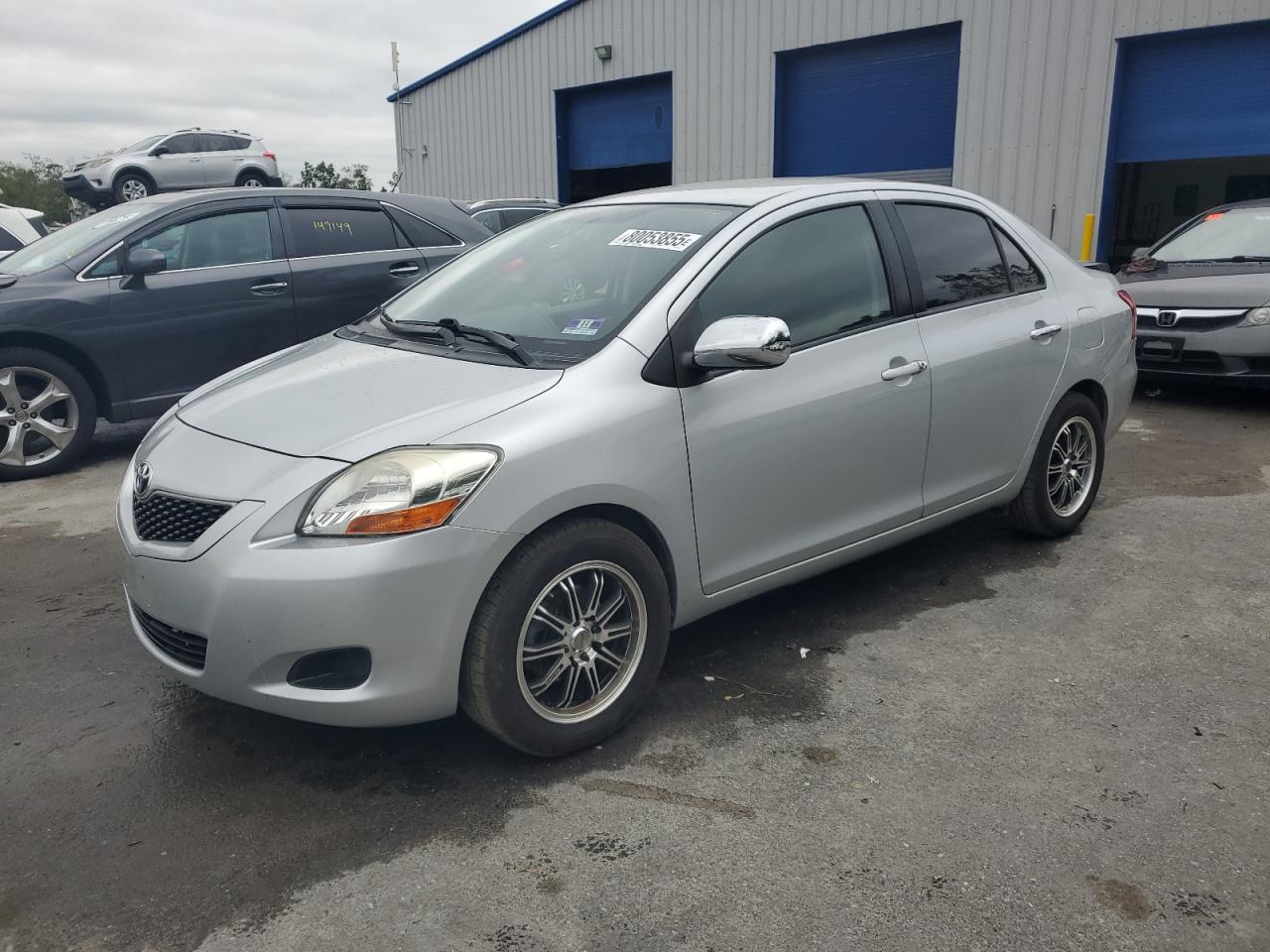 TOYOTA YARIS 2009