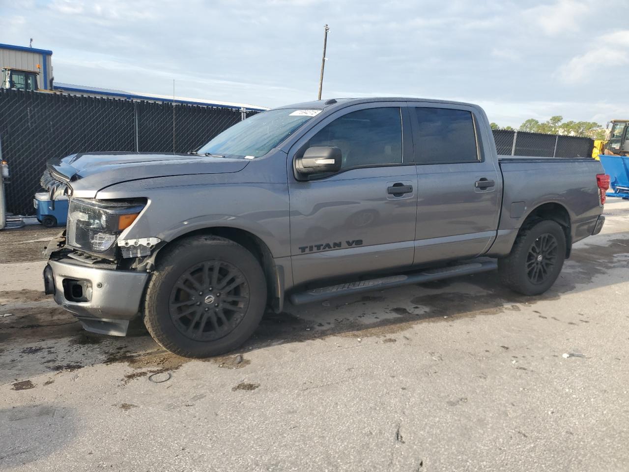 NISSAN TITAN PLAT 2019