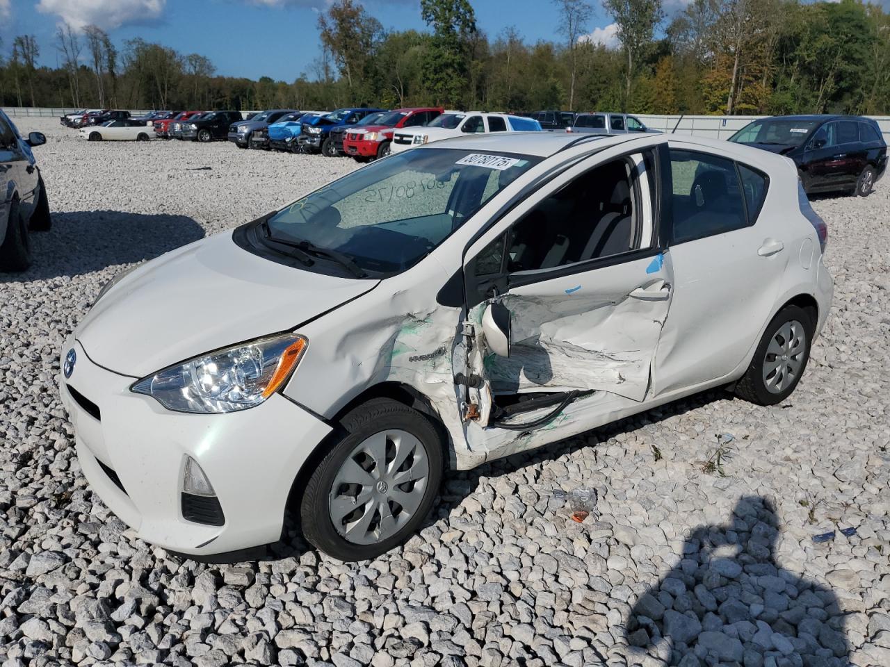 TOYOTA PRIUS C 2014