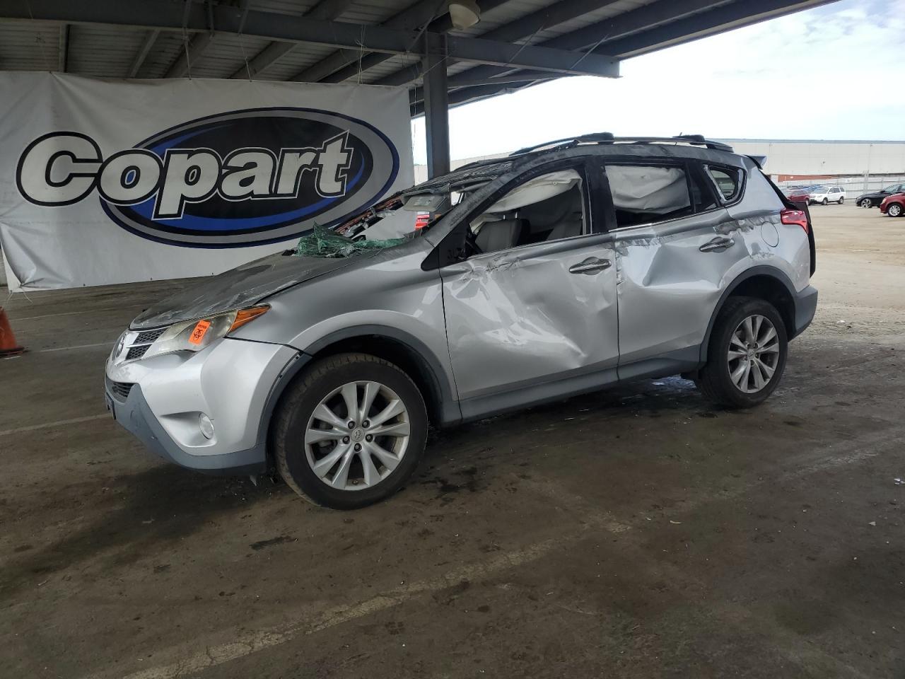 TOYOTA RAV4 LIMIT 2015