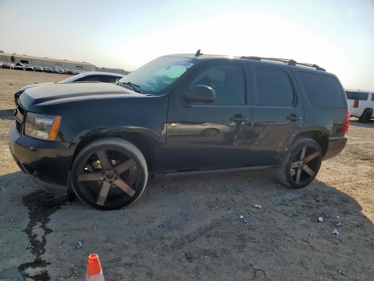 CHEVROLET TAHOE 2013