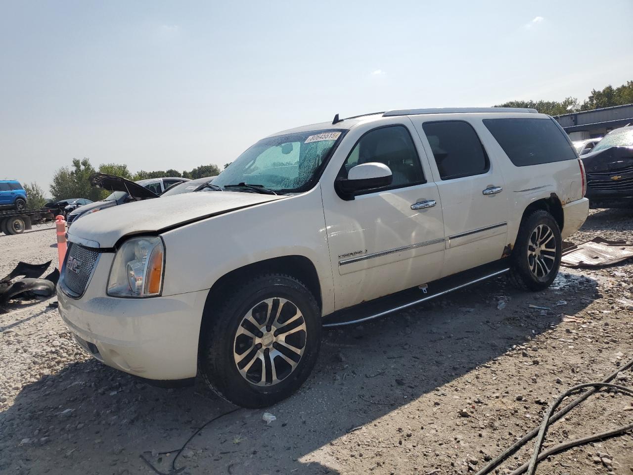 GMC YUKON XL D 2011