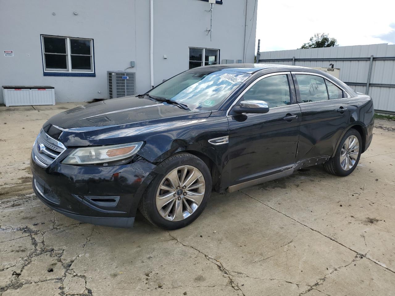 FORD TAURUS LIM 2012