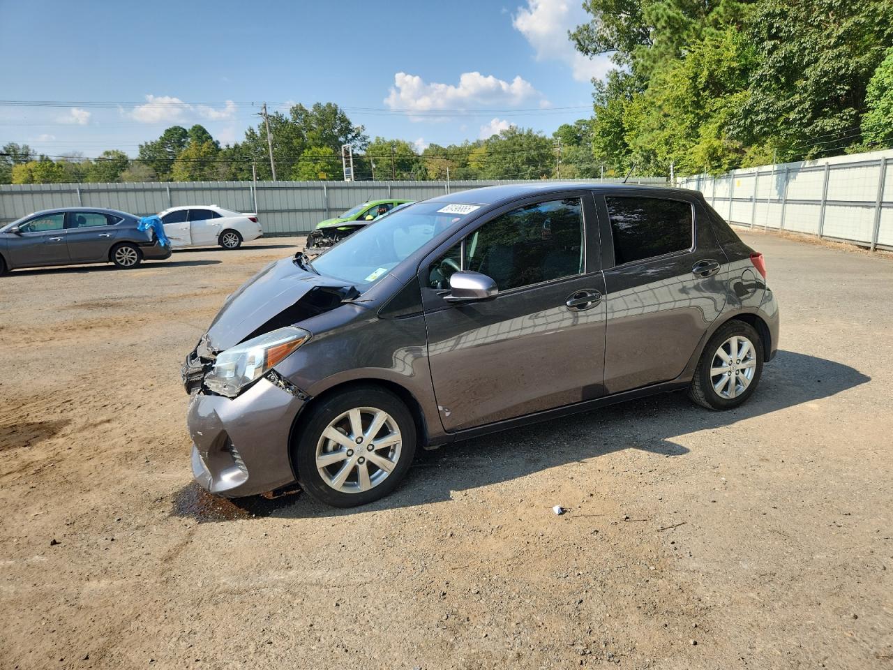TOYOTA YARIS 2015