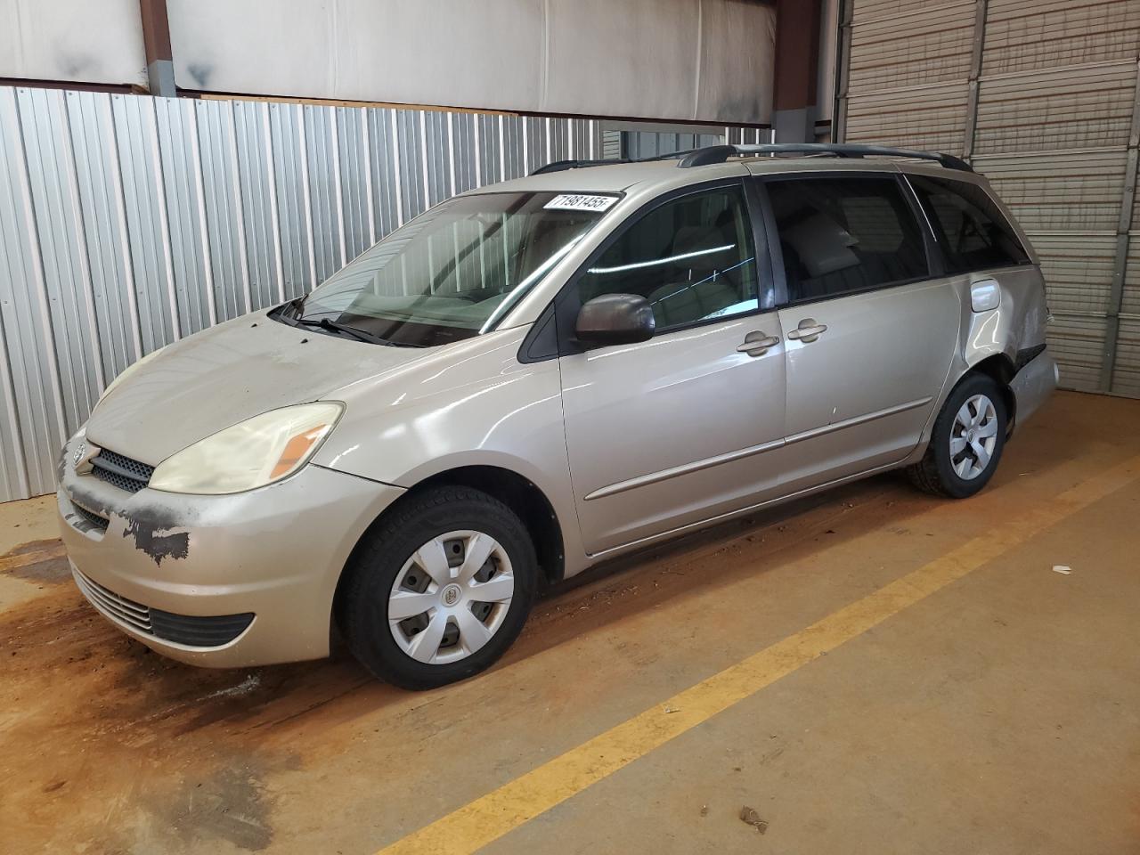 TOYOTA SIENNA CE 2004