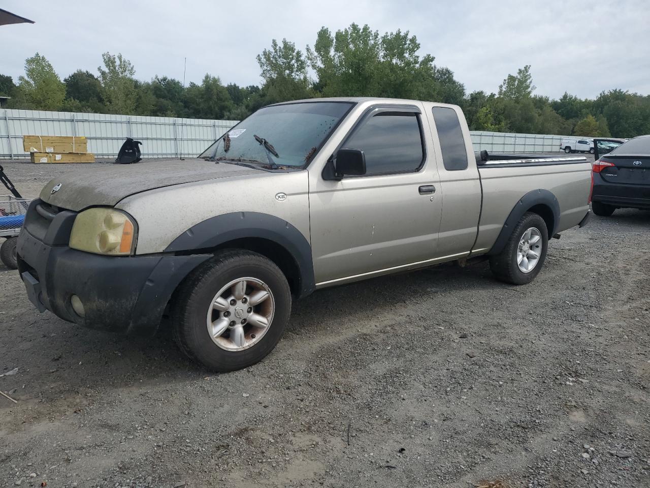 NISSAN FRONTIER K 2001
