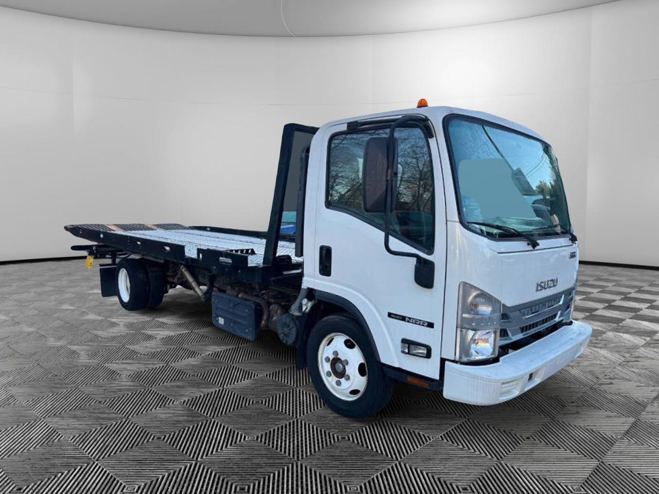 ISUZU NRR 2019