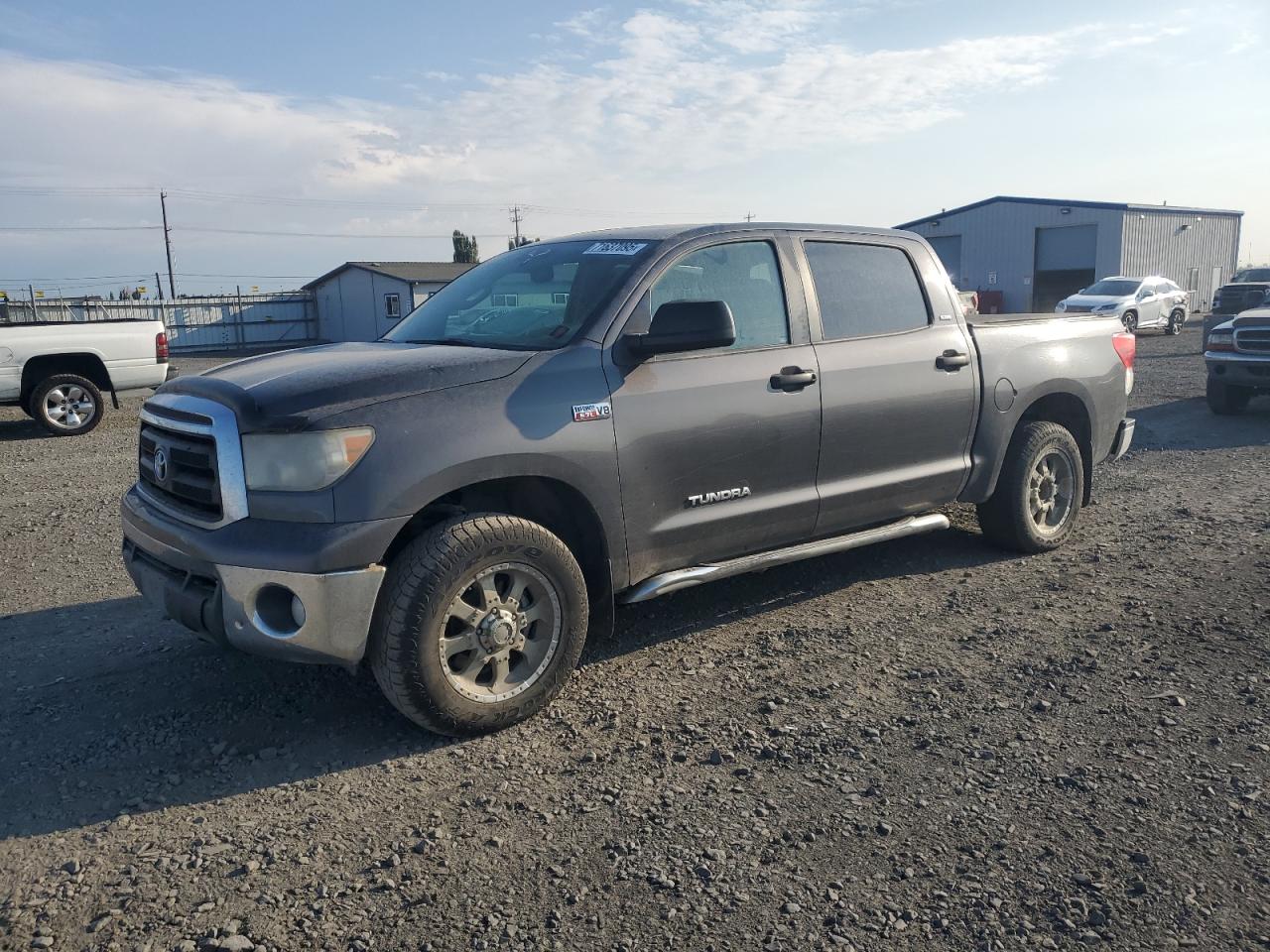 TOYOTA TUNDRA CREWMAX SR5 2012