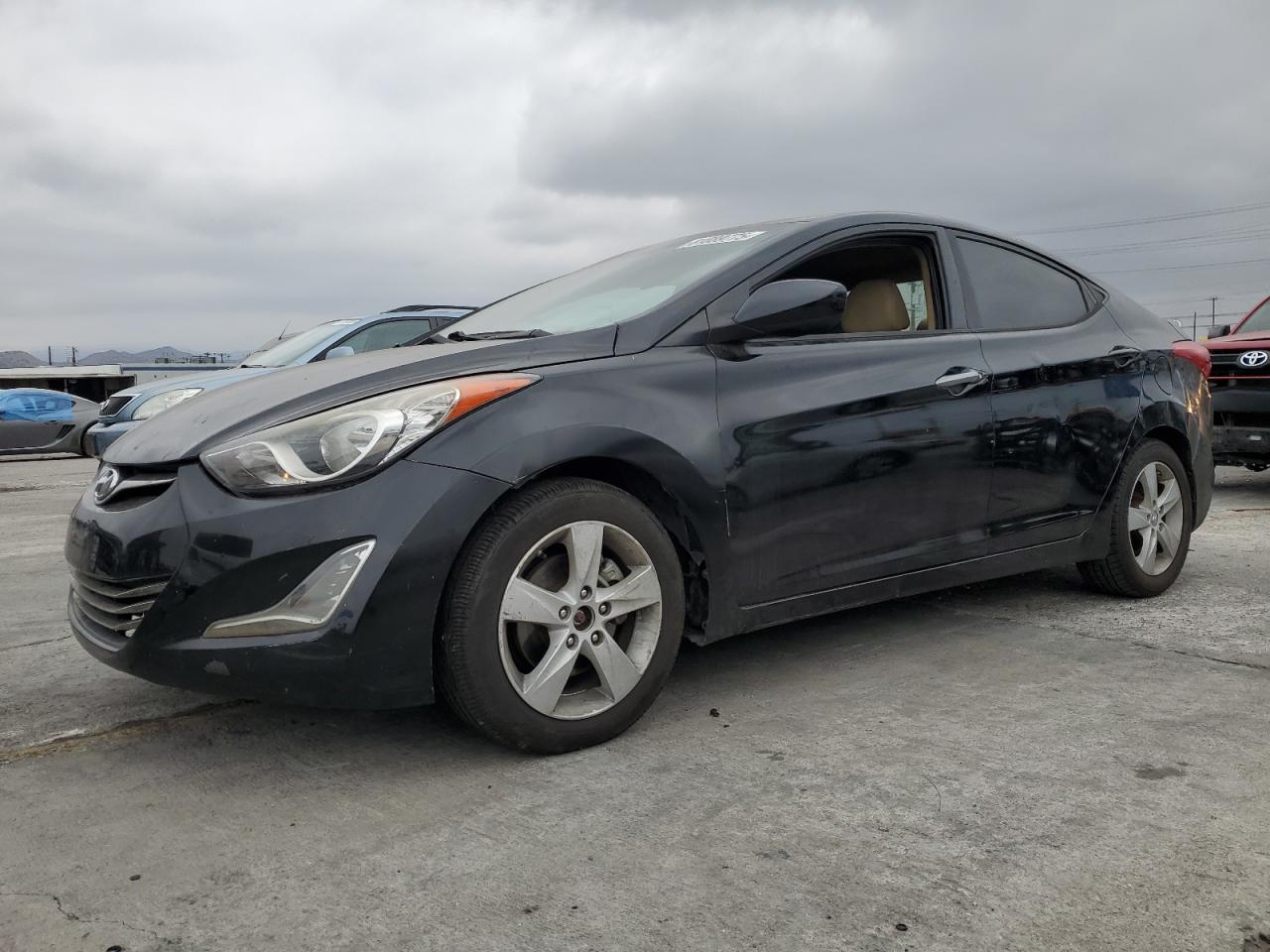 HYUNDAI ELANTRA GL 2012