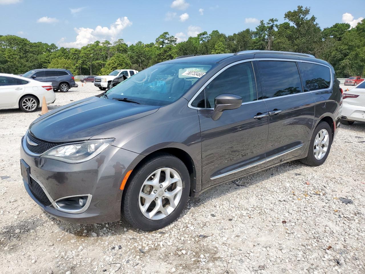 CHRYSLER PACIFICA 2017