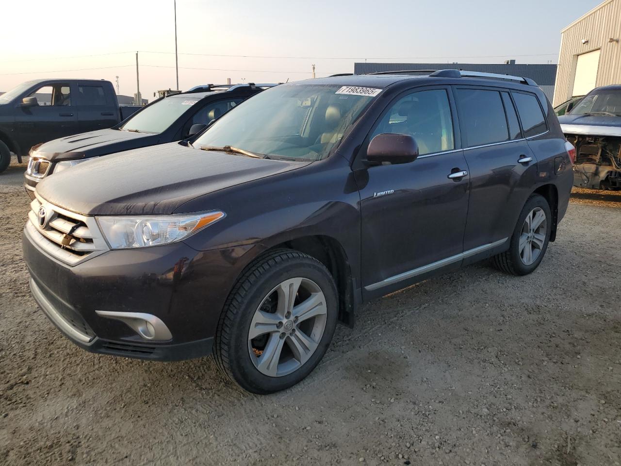 TOYOTA HIGHLANDER 2013