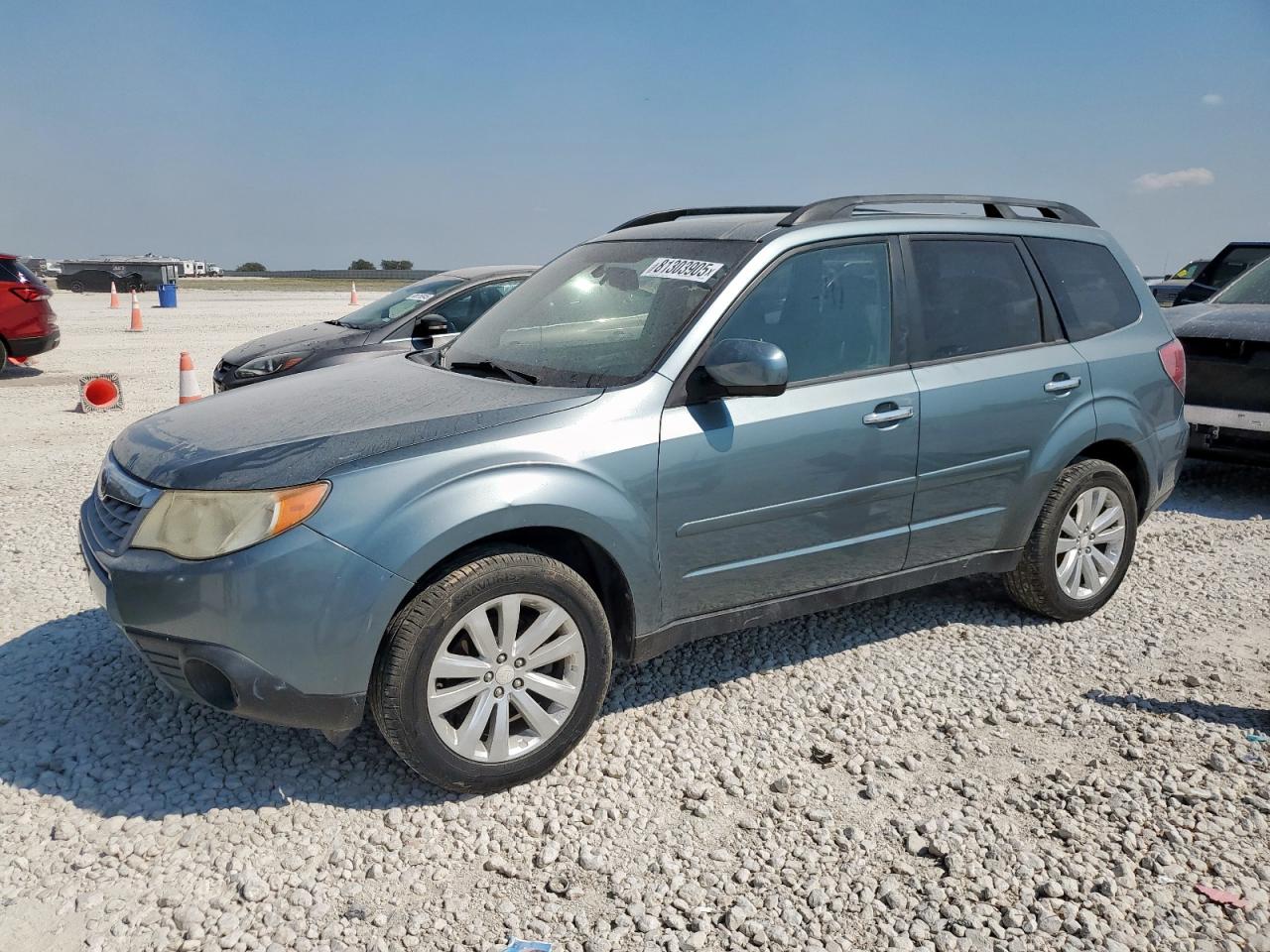 SUBARU FORESTER L 2011