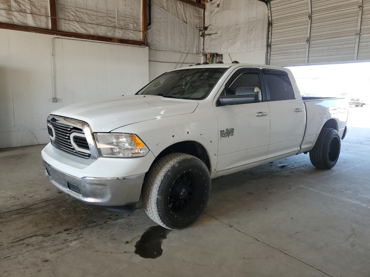 RAM 1500 SLT 2017