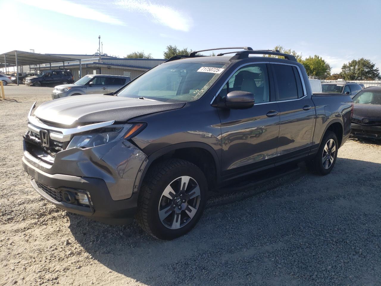 HONDA RIDGELINE 2017