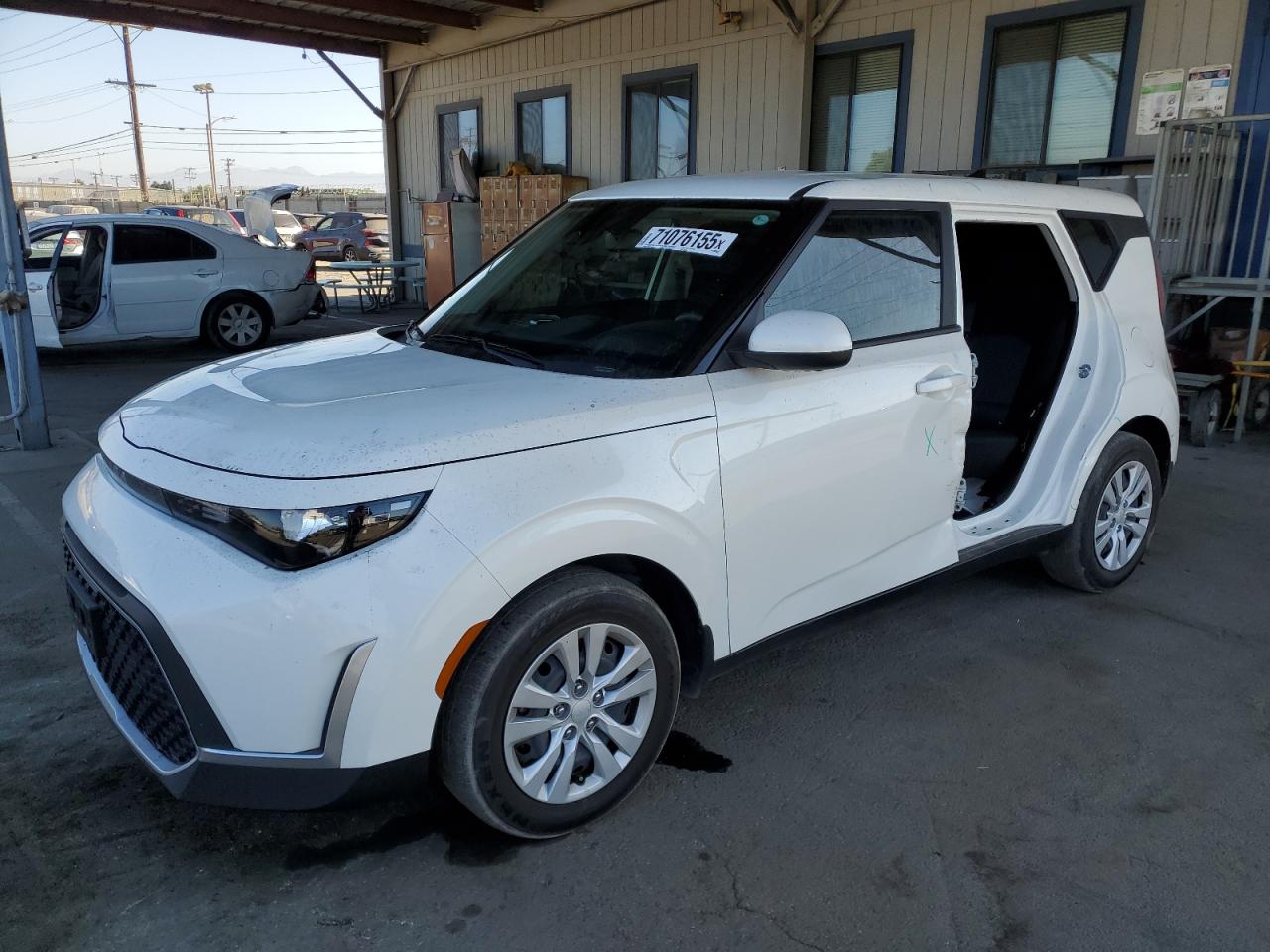 KIA SOUL LX 2023