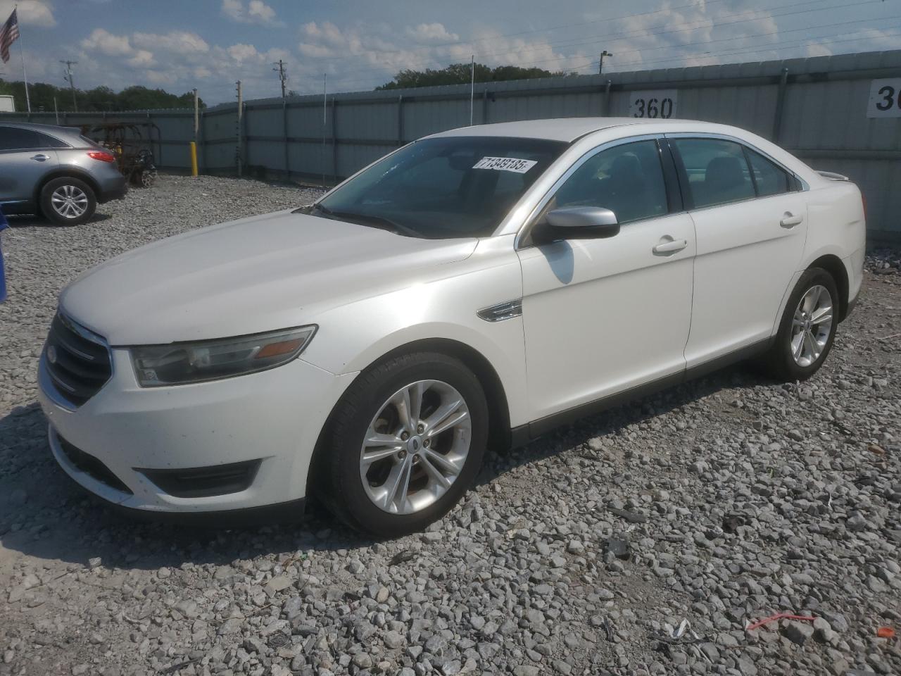 FORD TAURUS SEL 2013