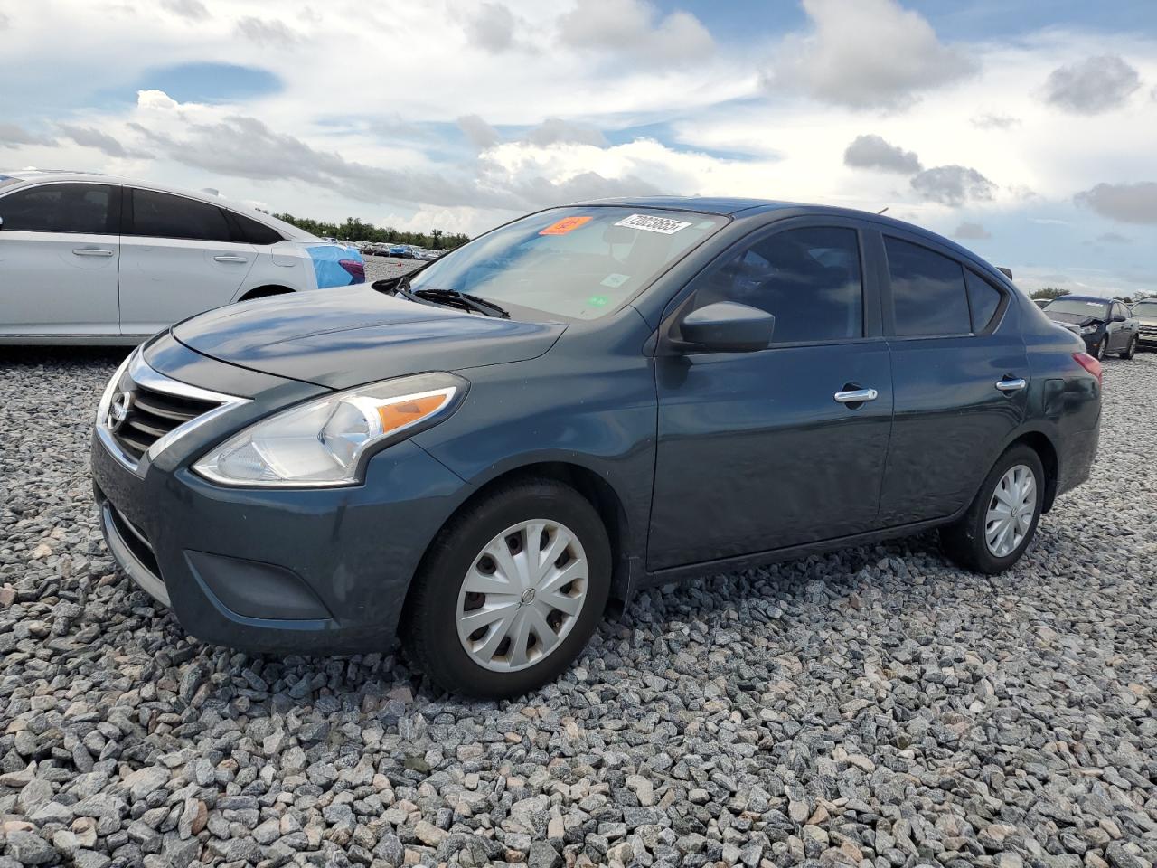 NISSAN VERSA S 2015