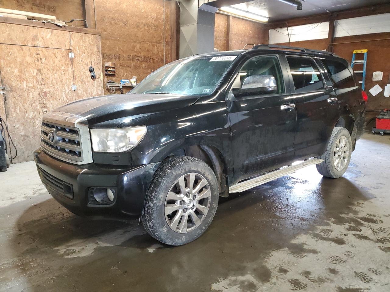 TOYOTA SEQUOIA PL 2011