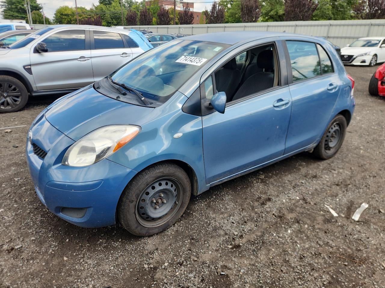 TOYOTA YARIS 2011