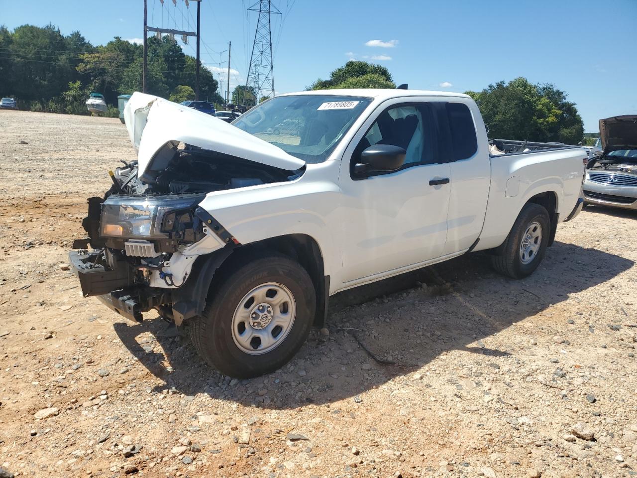 NISSAN FRONTIER 2025