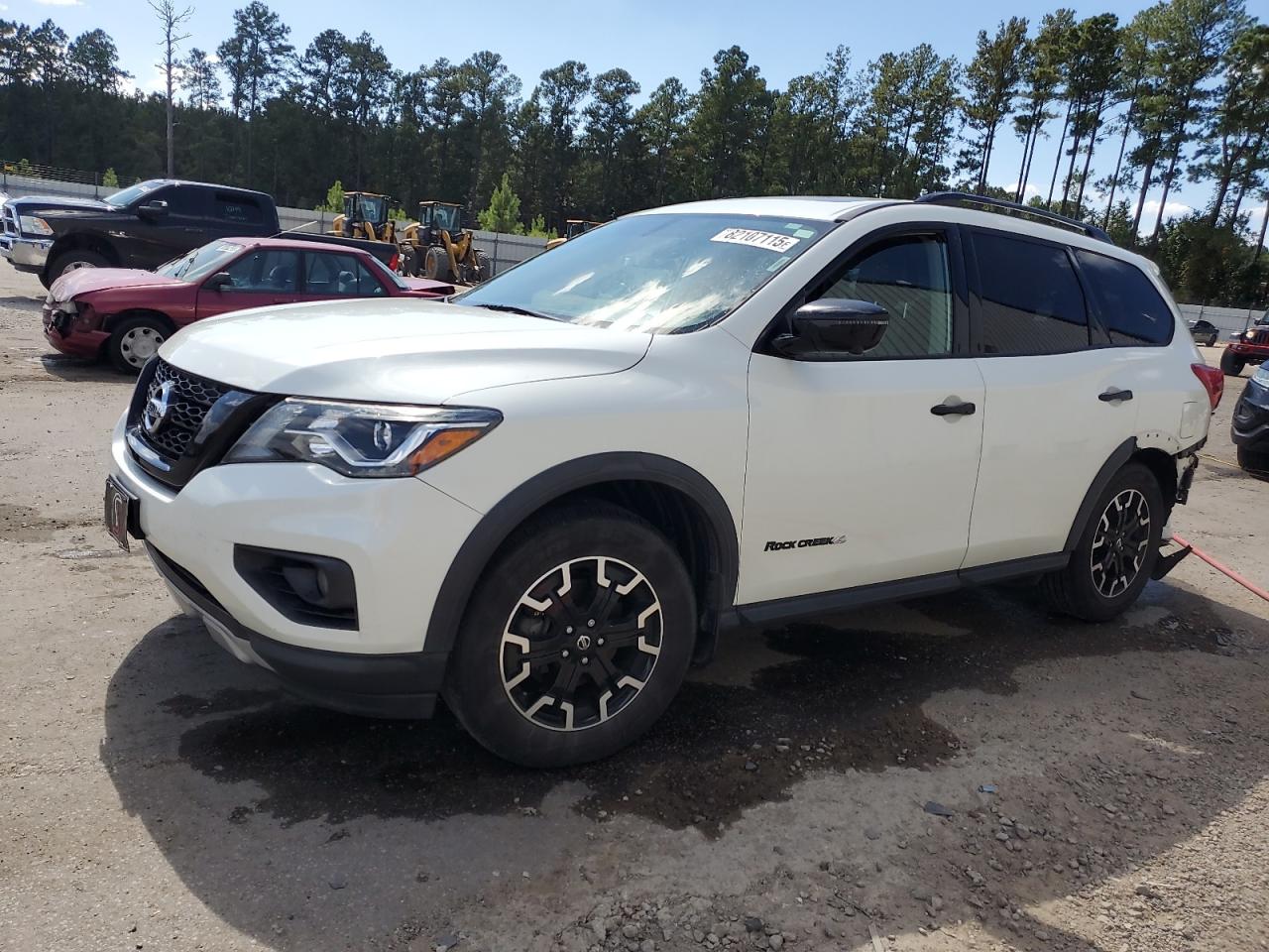 NISSAN PATHFINDER 2019