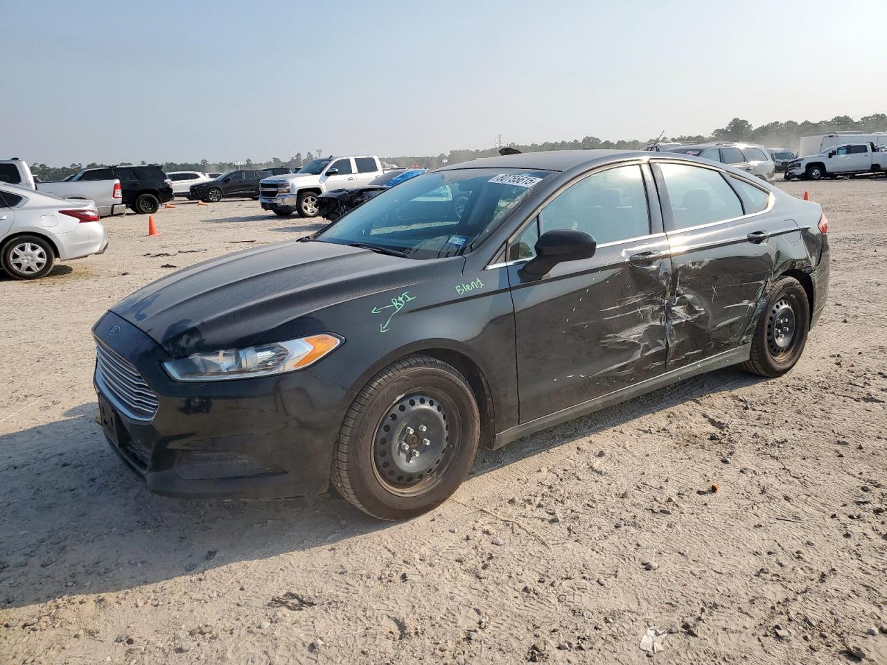 FORD FUSION S 2013