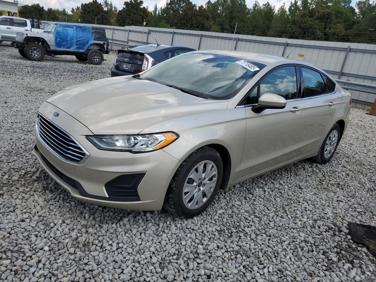 FORD FUSION S 2019