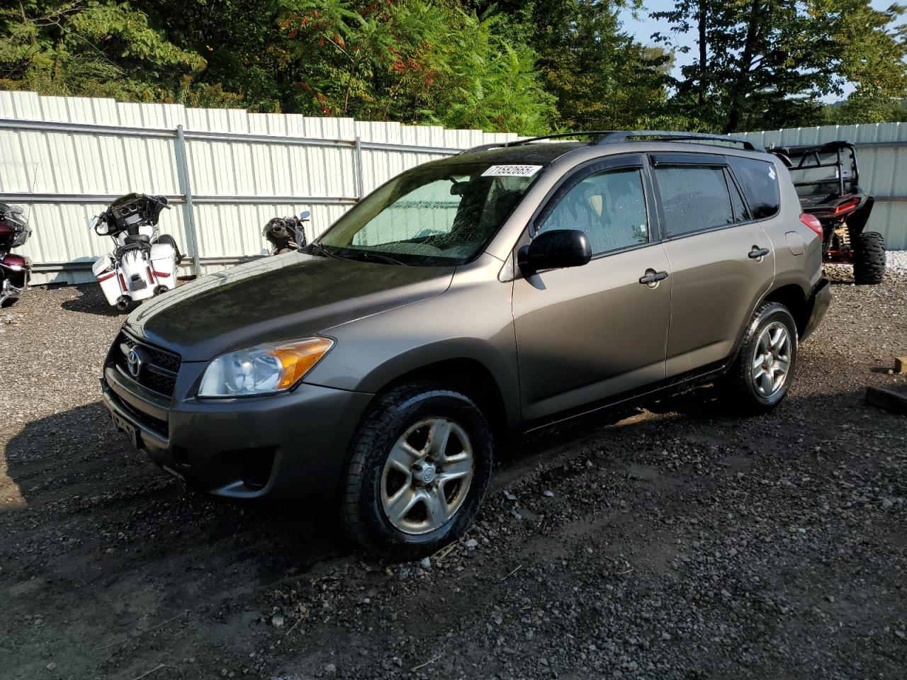 TOYOTA RAV4 2010