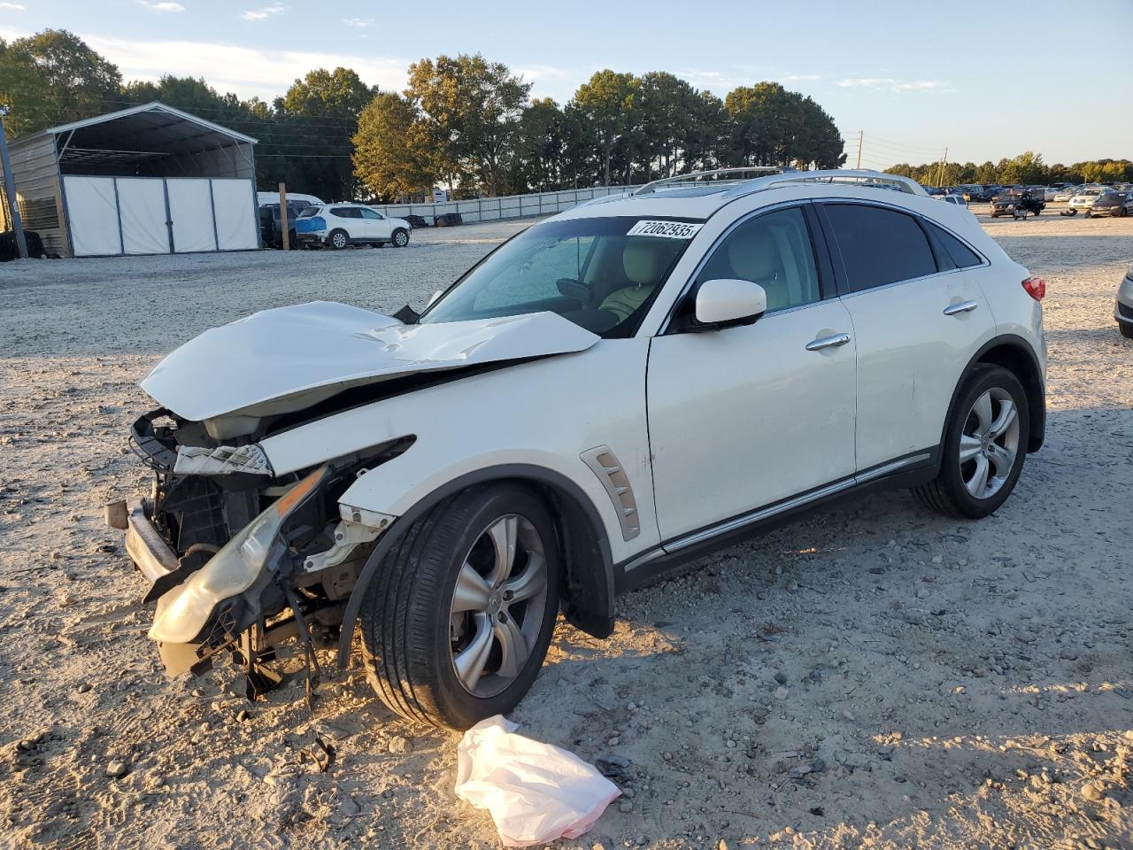 INFINITI FX35 2010