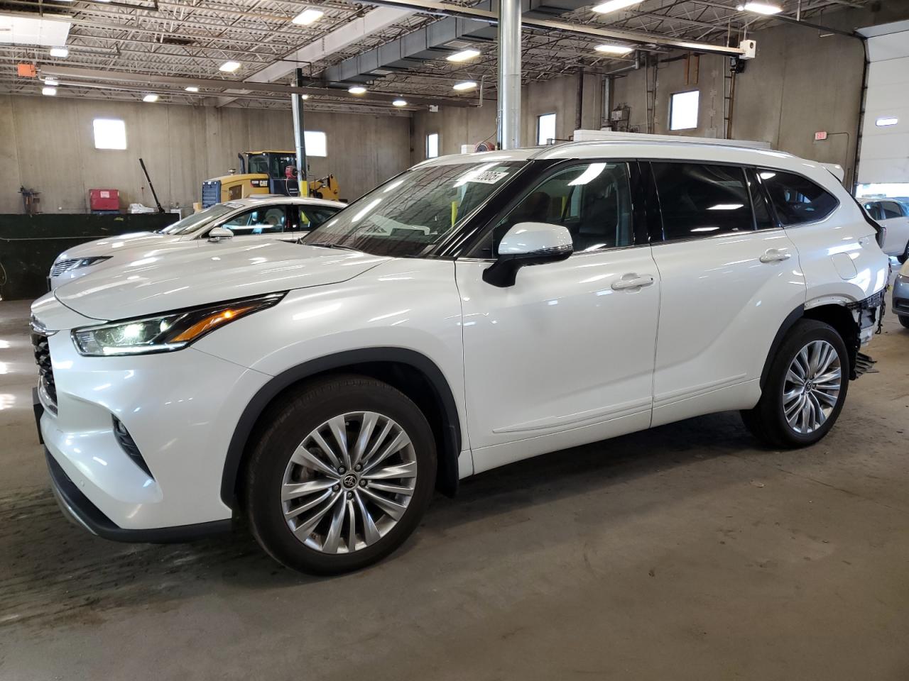 TOYOTA HIGHLANDER 2022