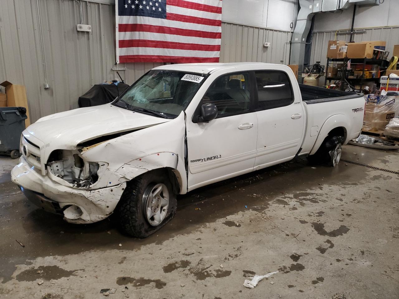 TOYOTA TUNDRA DOU 2004