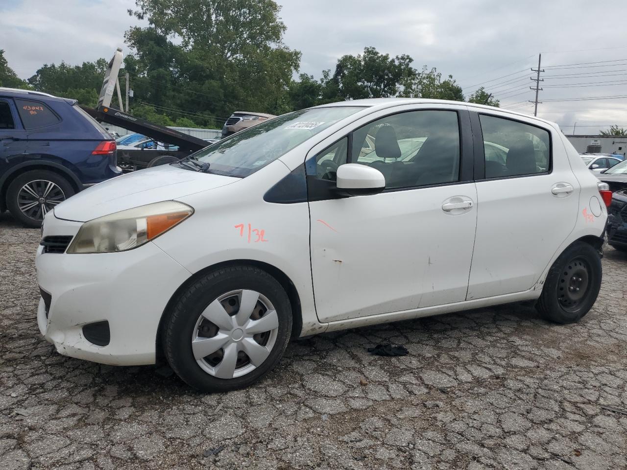 TOYOTA YARIS 2014