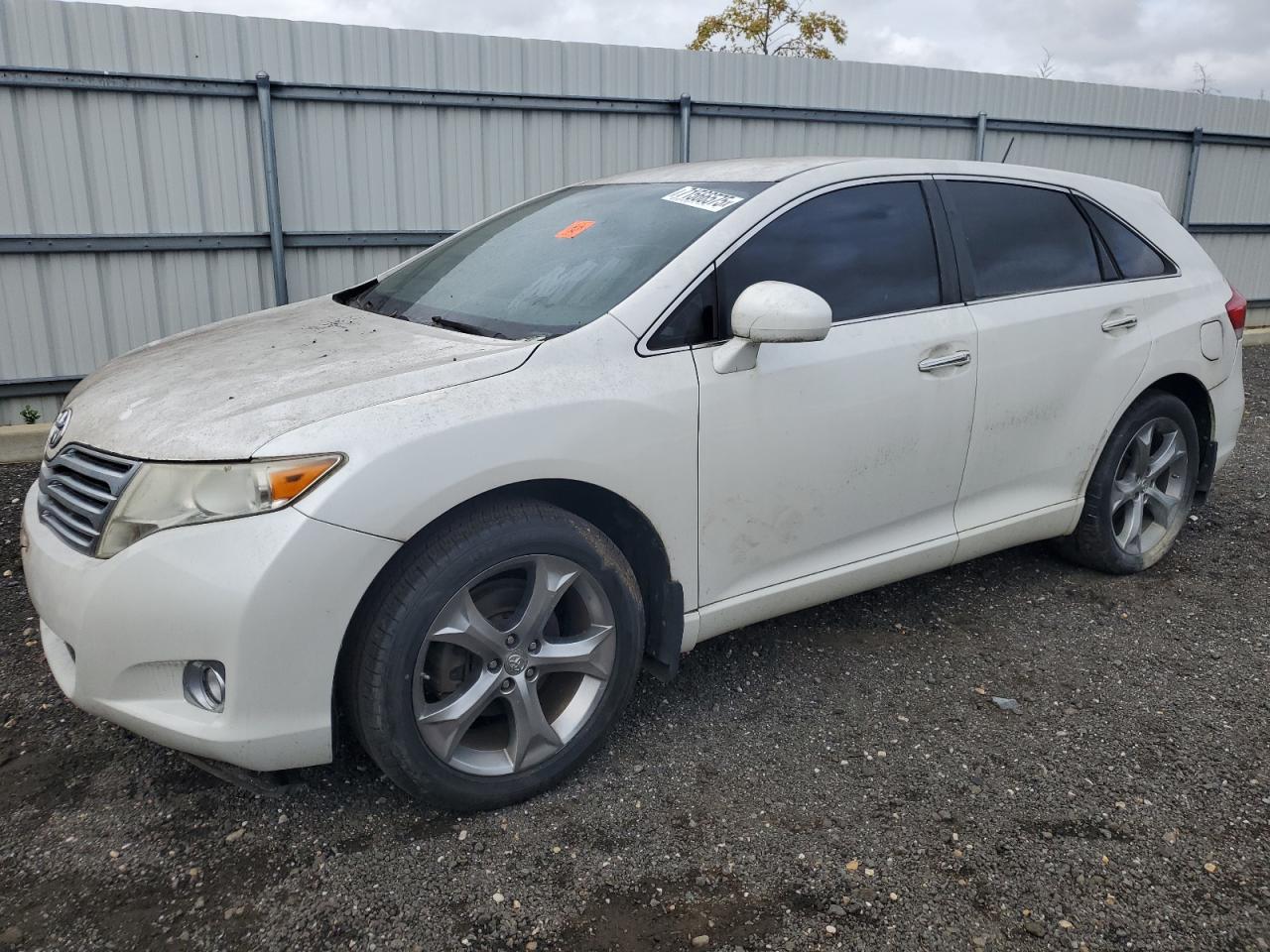 TOYOTA VENZA 2011