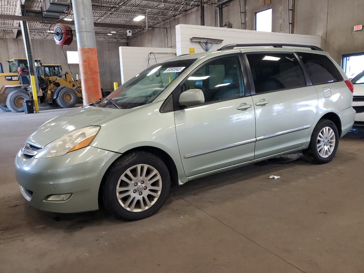TOYOTA SIENNA XLE 2008
